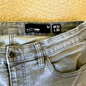 men's gray jeans